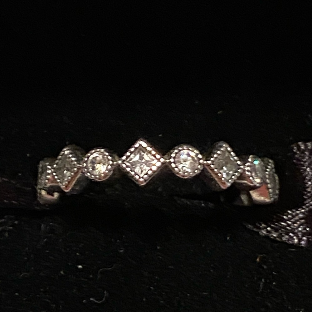 Pandora ring
